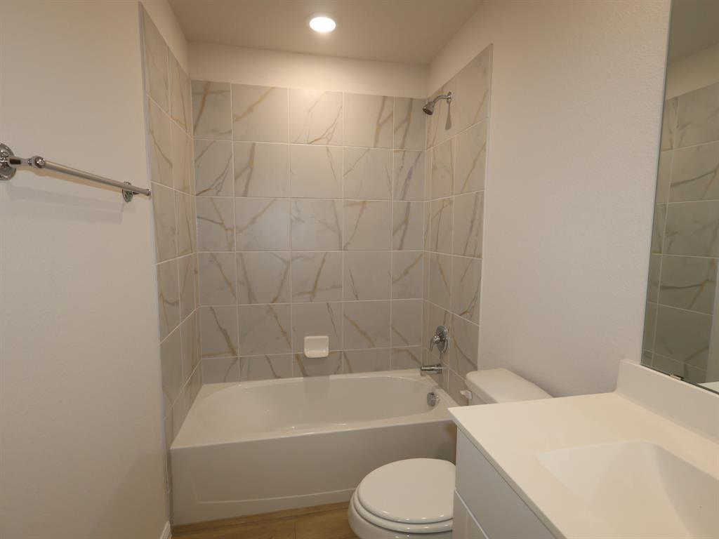 Sanderos - Residential