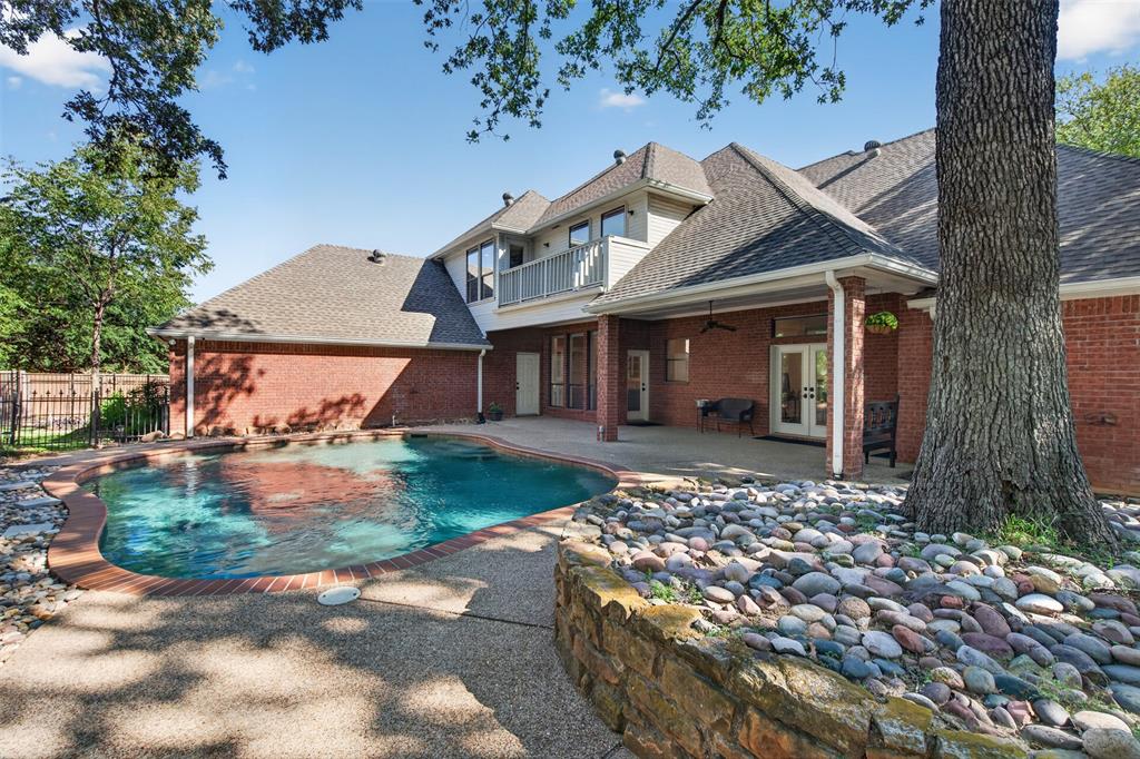 1002 Chimney Hill Trail