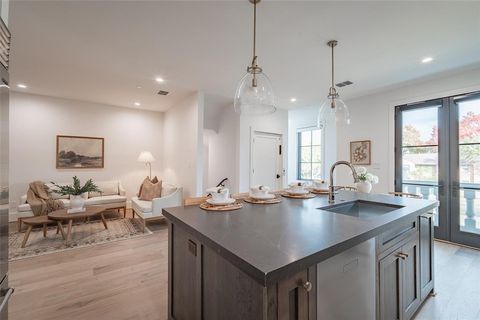 Tiny photo for 4525 Emerson Avenue #3, University Park, TX 75205 (MLS # 21169591)