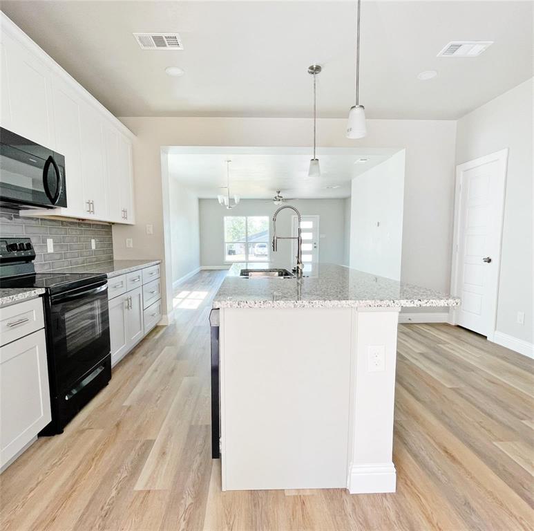 Chamberlain Arlington Heights 2nd - Residential Income