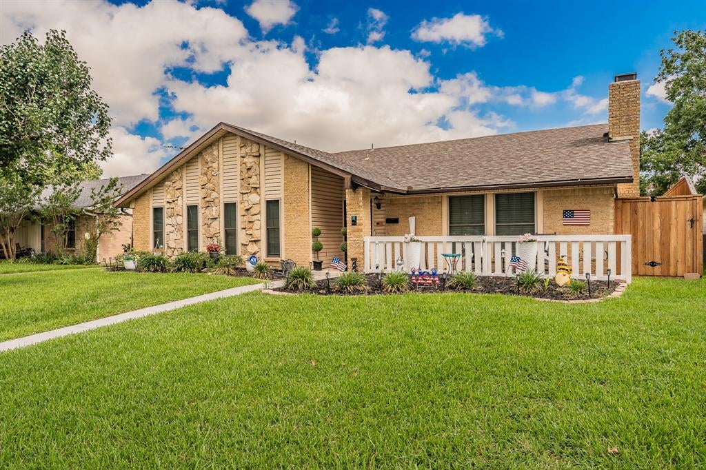 2217 Homestead Place