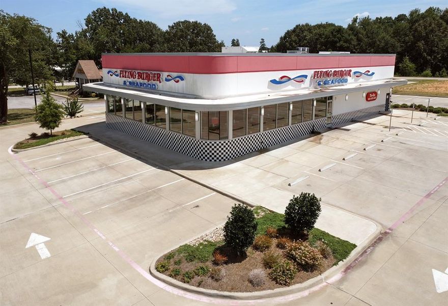 Second generation restaurant space ready for new user on busy Hawkins Pkwy in Longview, TX. Located just half a mile east of Longview HS.  

148 SF Walk in freezer. 
295 SF Walk in cooler. 
83 Parks. 
Drive Thru with escape lane. 
Approx. 5,000 SF pad site in rear. Could construct additional building or use to expand parking.