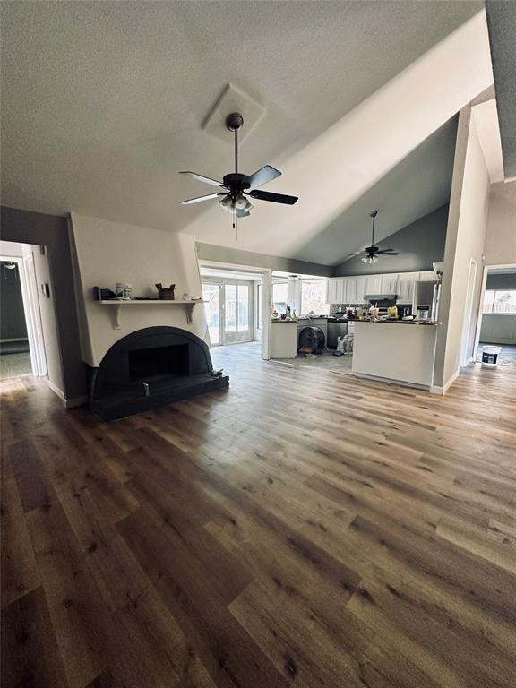 Crestpark Club Estates Sec 01 - Residential Lease