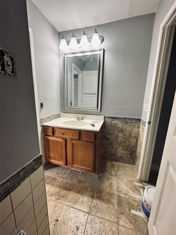 Crestpark Club Estates Sec 01 - Residential Lease