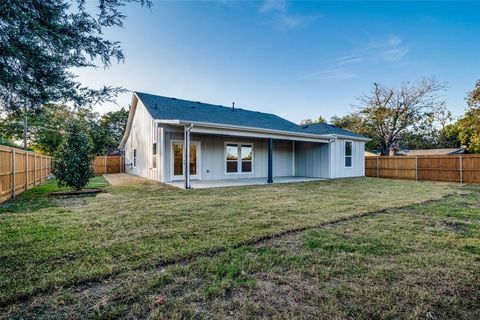 A home in Terrell