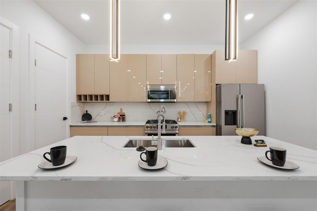 1920 CADDO CONDOMINIUMS - Residential