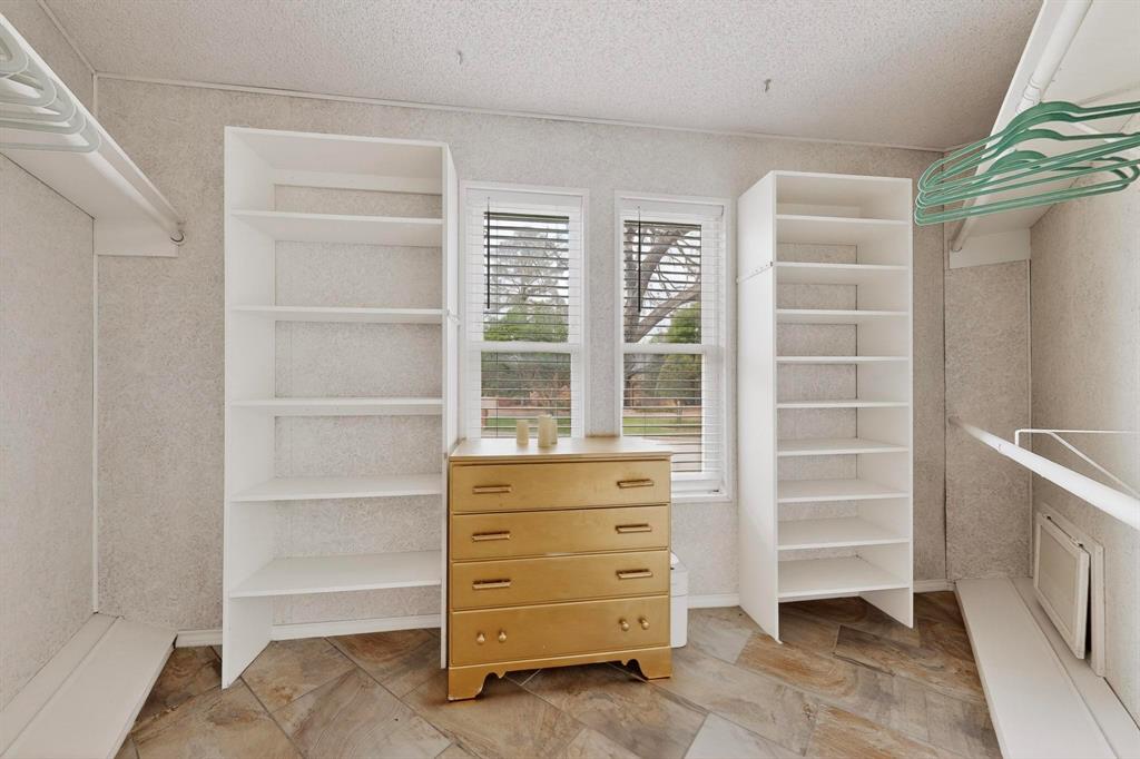 Woodhaven Cntry Club Estates - Residential