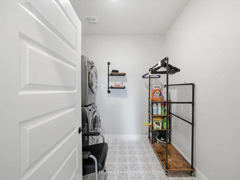 Tiny photo for 825 Holbrook Road, Springtown, TX 76082 (MLS # 21193831)