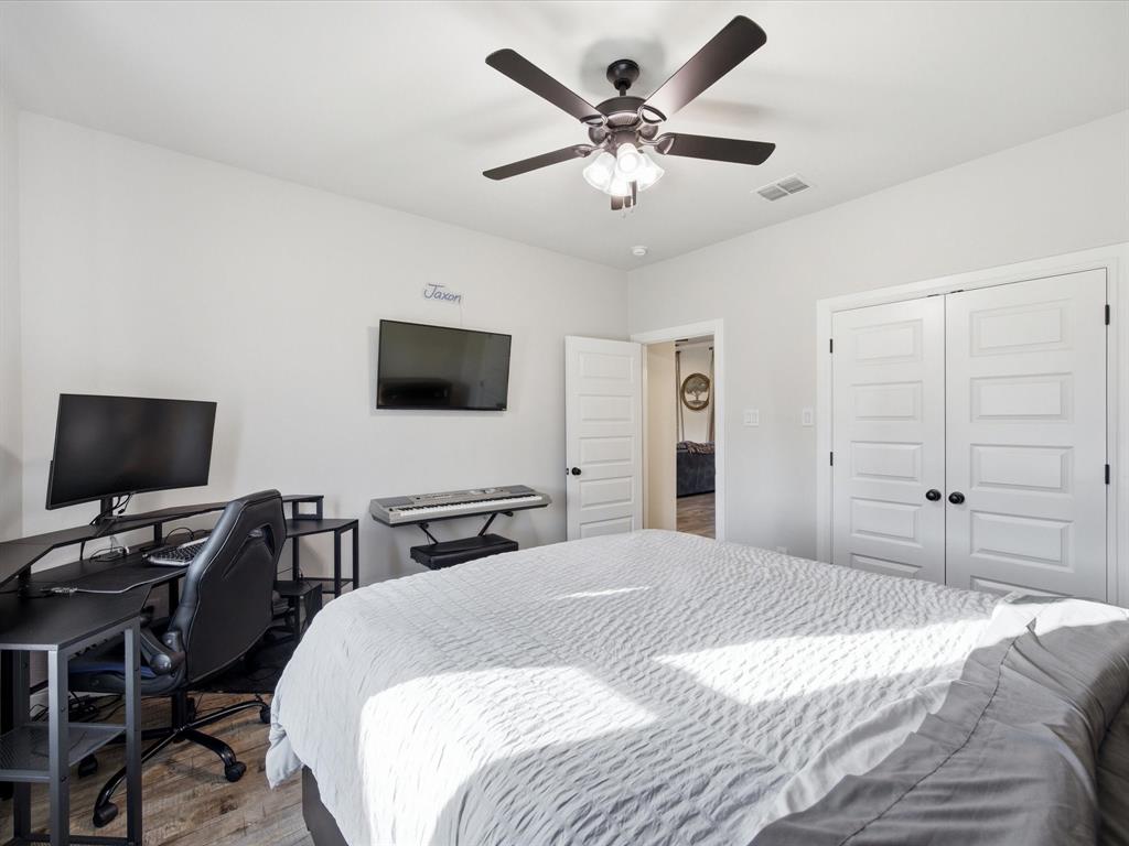 Holbrook Farm Ph 1 - Residential