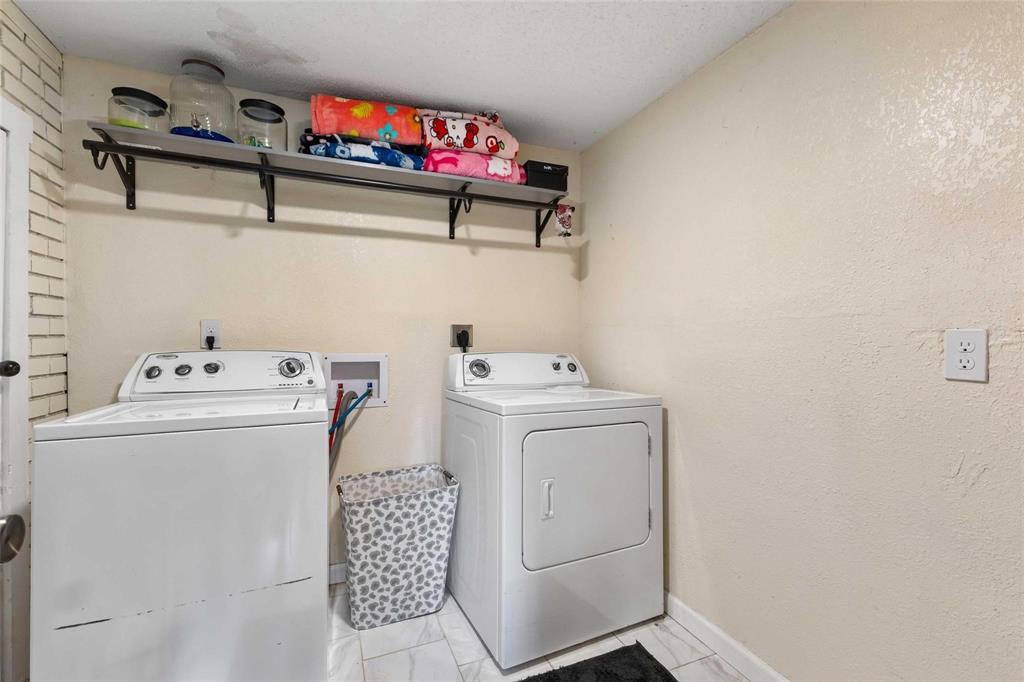 Wood E S - Residential