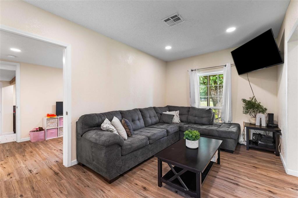 Wood E S - Residential