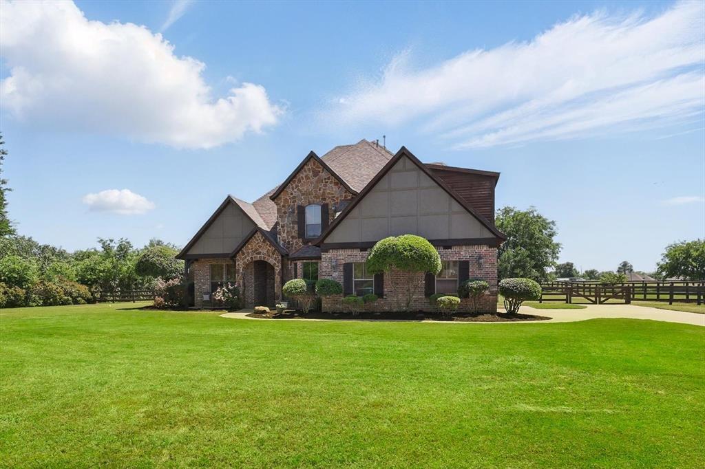 2705 Kerry Court