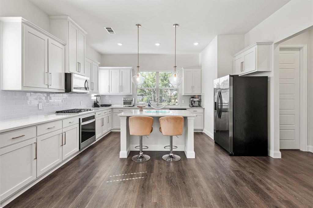 2228 Palomino Street