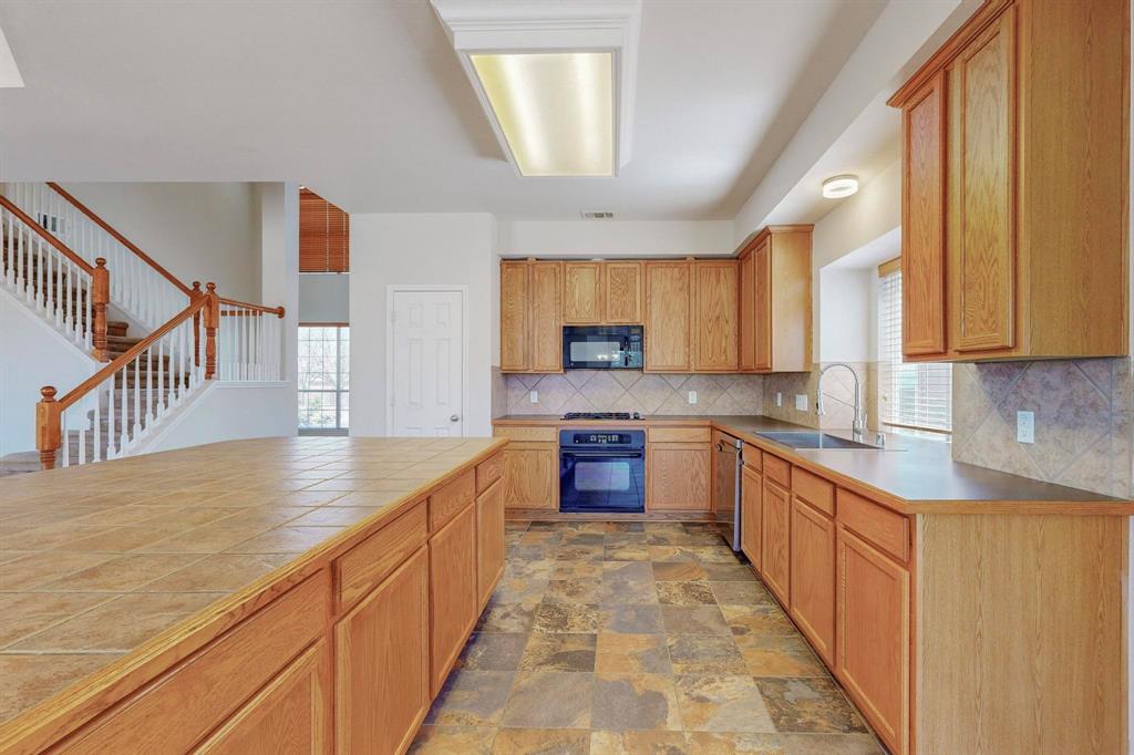 Creekside Estates Ph I - Residential Lease
