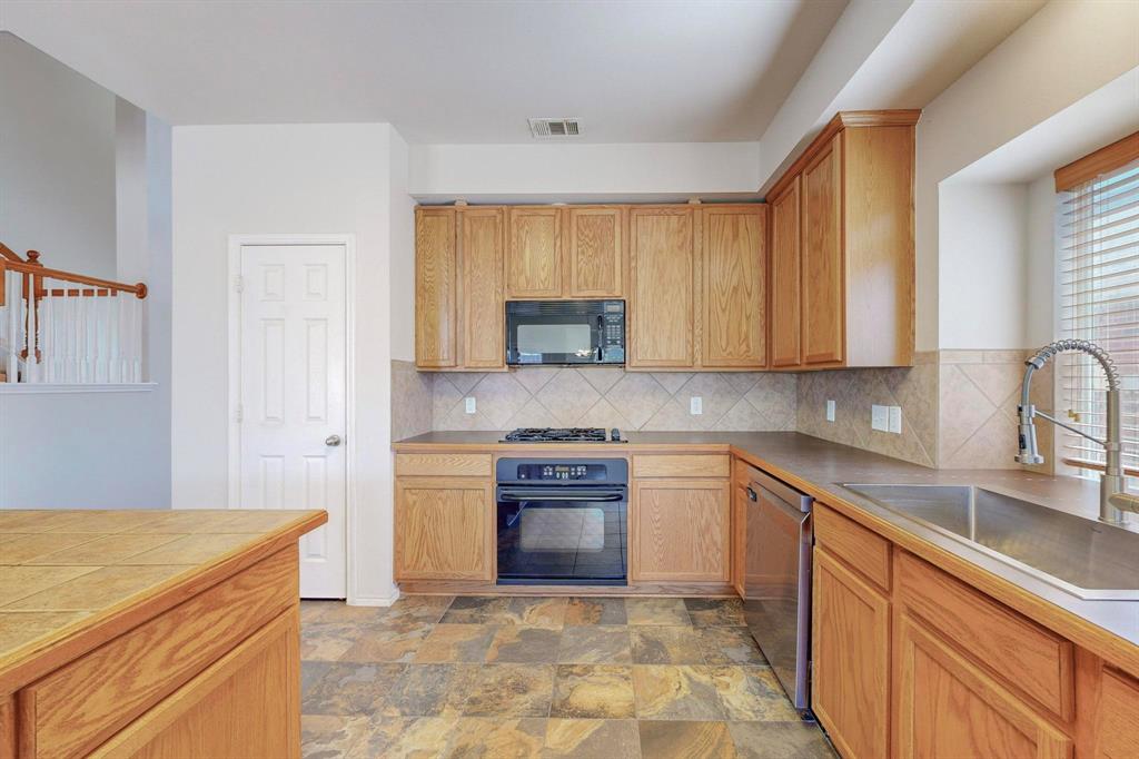 Creekside Estates Ph I - Residential Lease