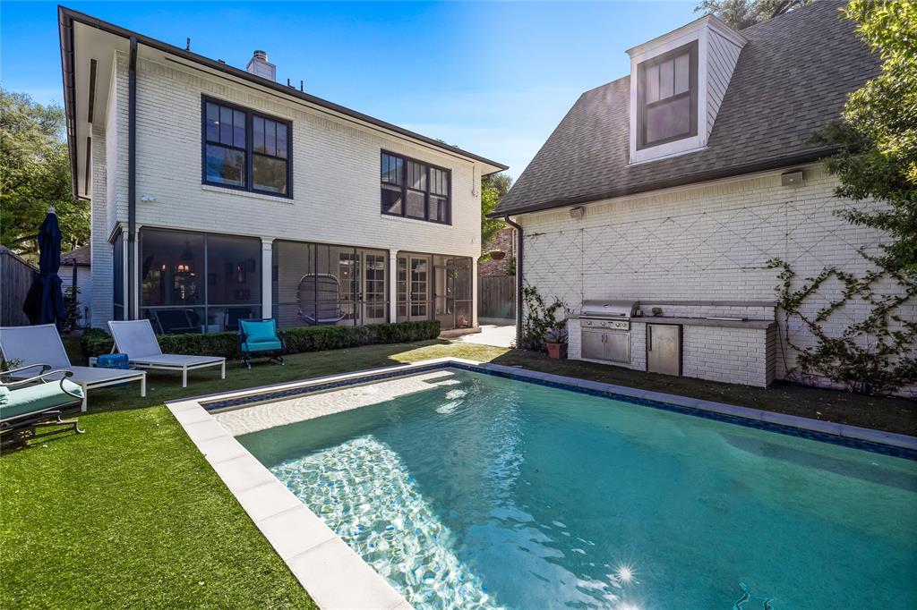 Highland Park West 02 Instl - Residential