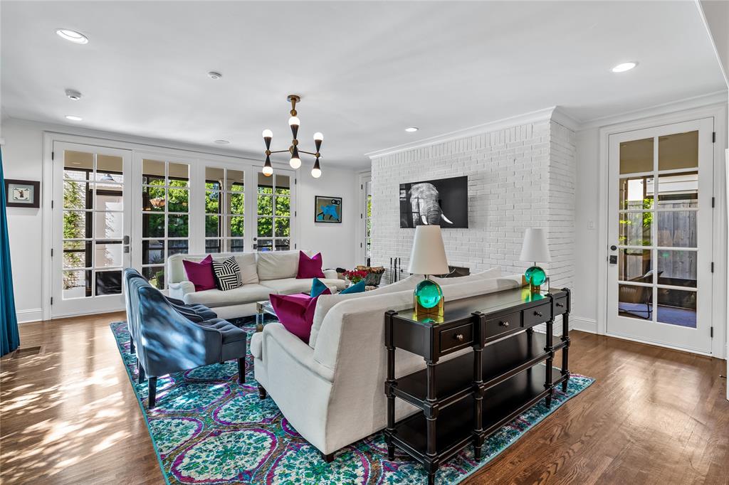 Highland Park West 02 Instl - Residential