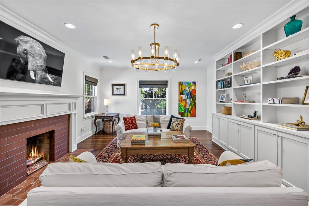 Highland Park West 02 Instl - Residential