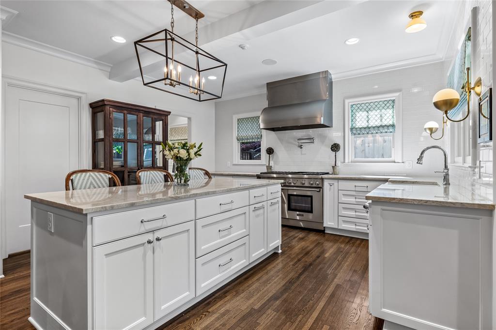 Highland Park West 02 Instl - Residential