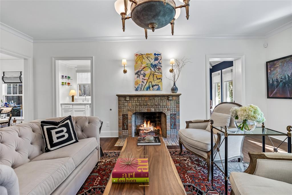 Highland Park West 02 Instl - Residential