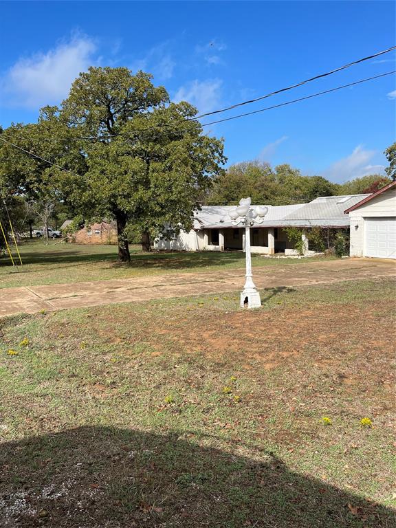 402 Highland Boulevard