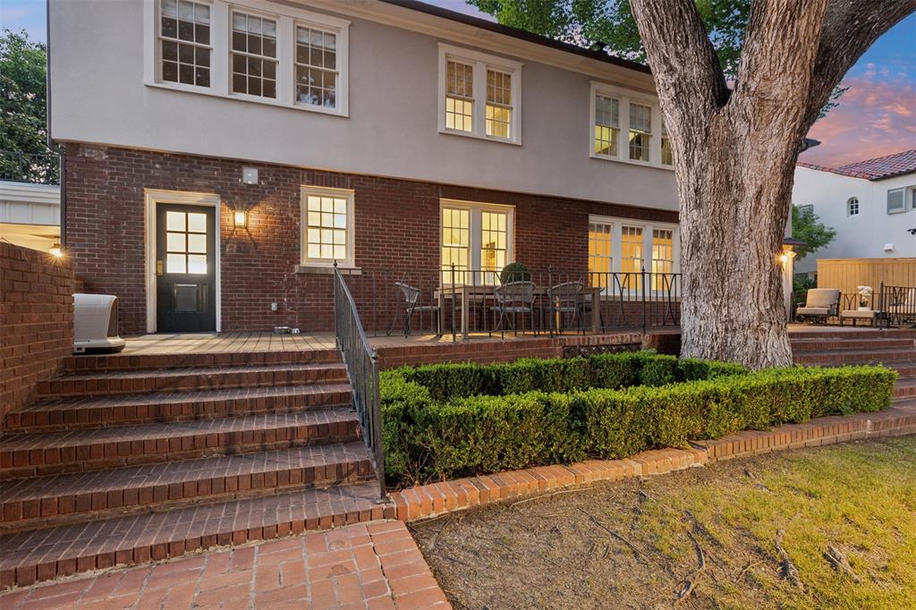 Chamberlain Arlington Heights 1st - Residential