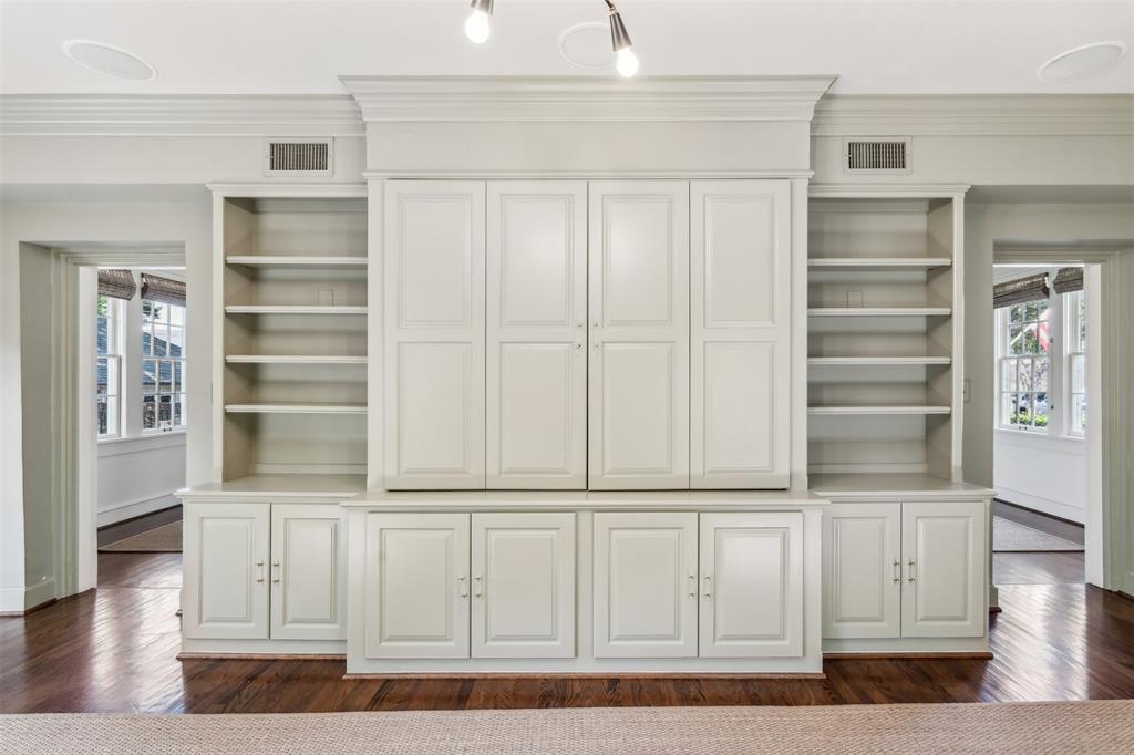 Chamberlain Arlington Heights 1st - Residential