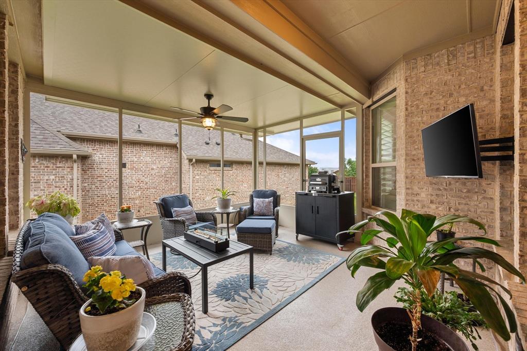 919 Capella Lane
