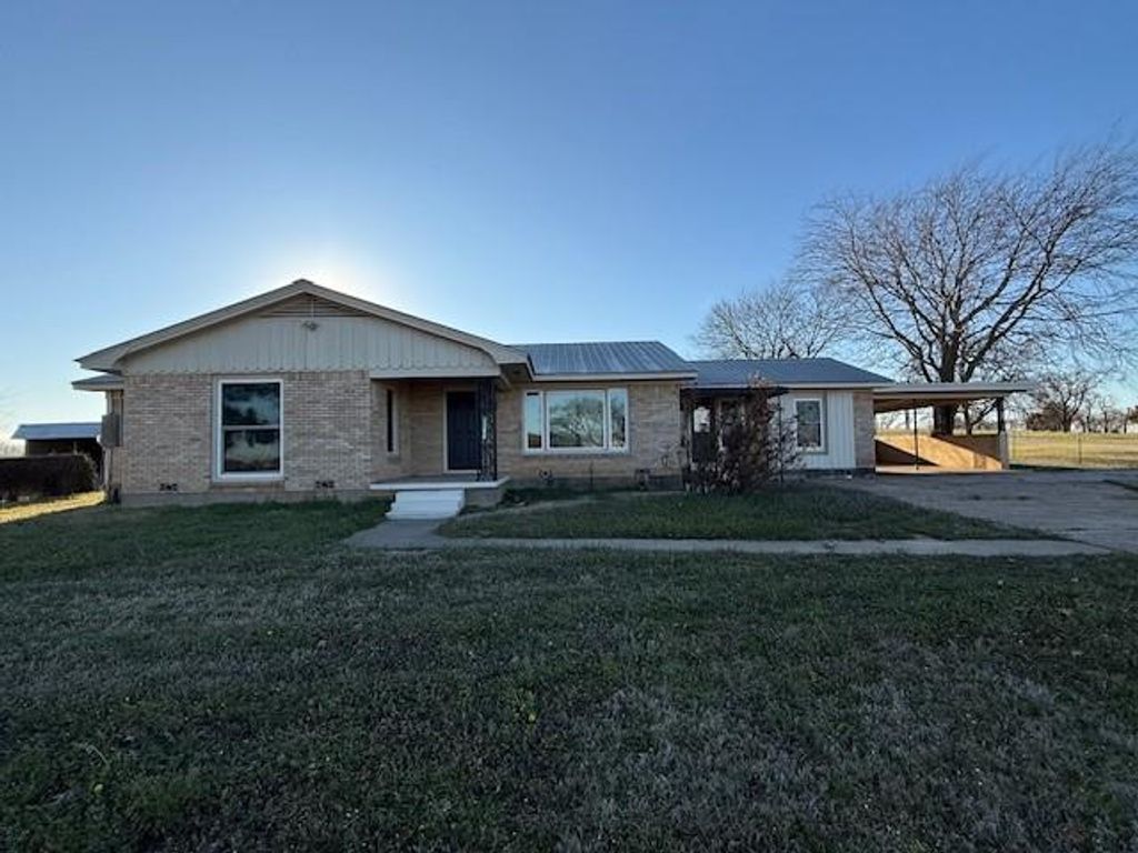 Photo of 13428 Farm Road 269, Pickton, TX 75471 (MLS # 21212815)