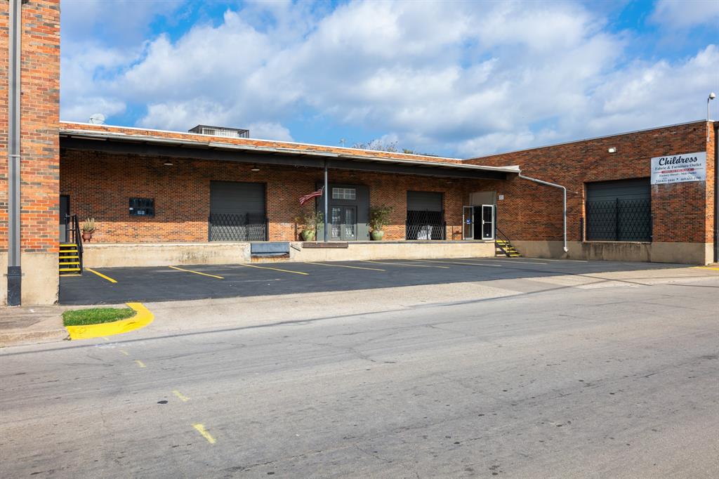 GRAVES HEIGHTS - Commercial Sale