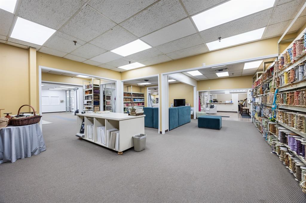 GRAVES HEIGHTS - Commercial Sale