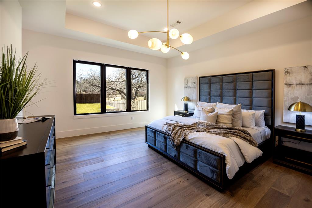 Eastpointe Ter - Residential