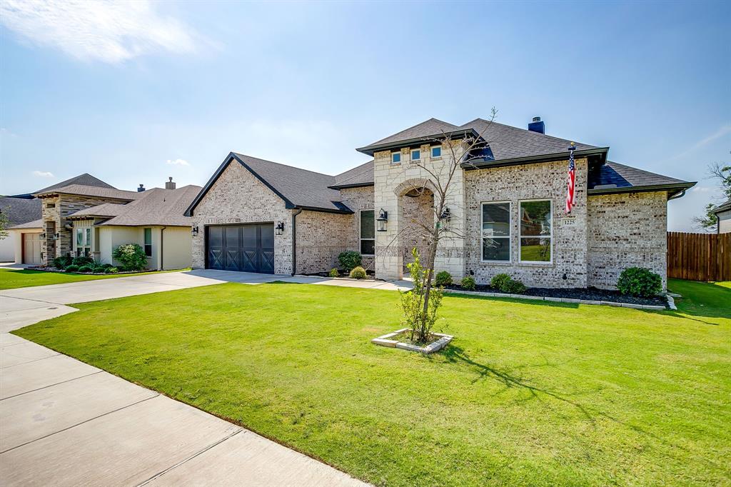 1225 Crown Valley Drive