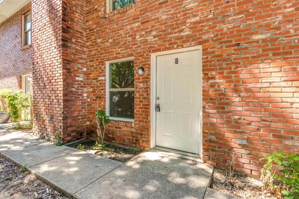 210 Rolston Road 8