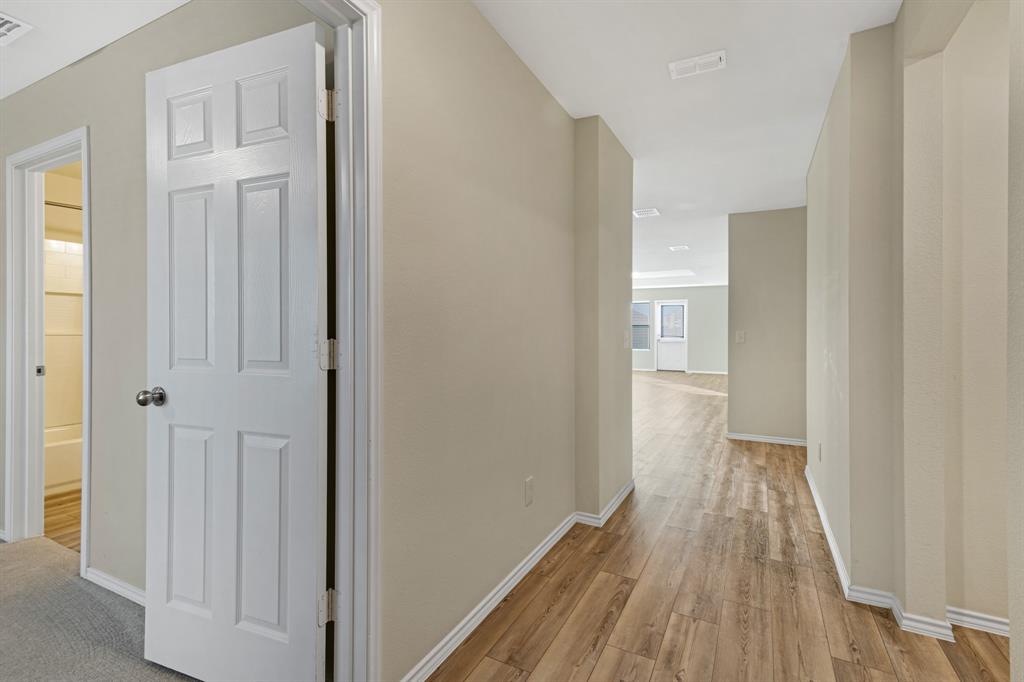 ELIZABETH CREEK - Residential