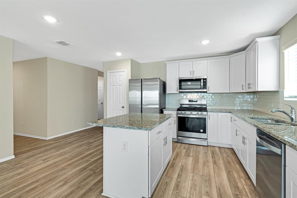 ELIZABETH CREEK - Residential