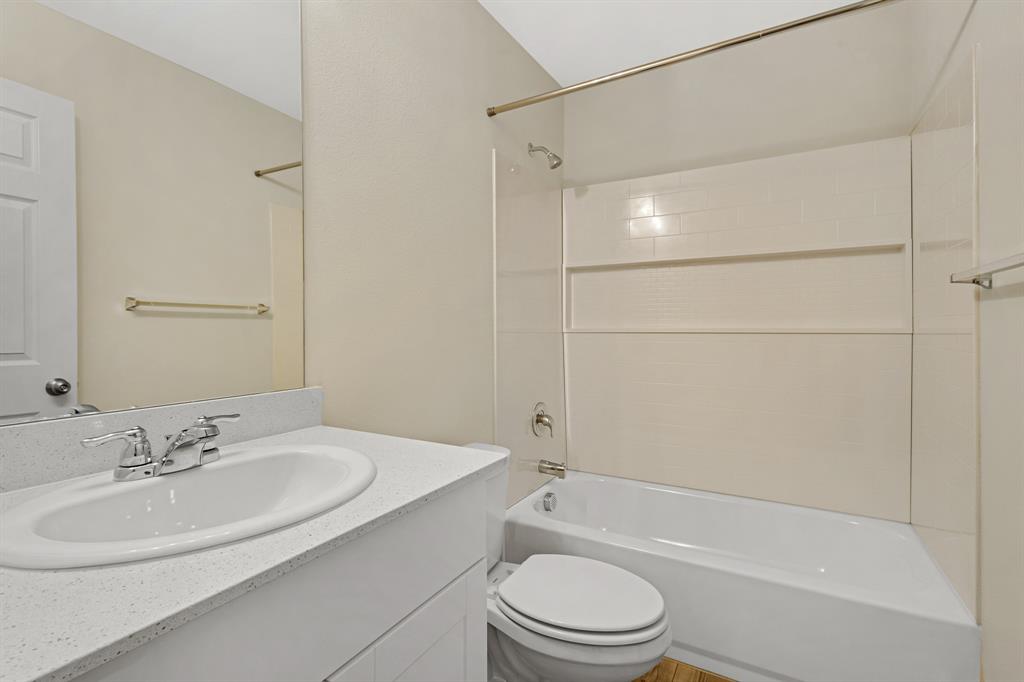 ELIZABETH CREEK - Residential