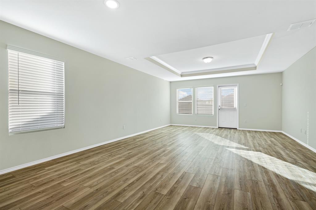 ELIZABETH CREEK - Residential