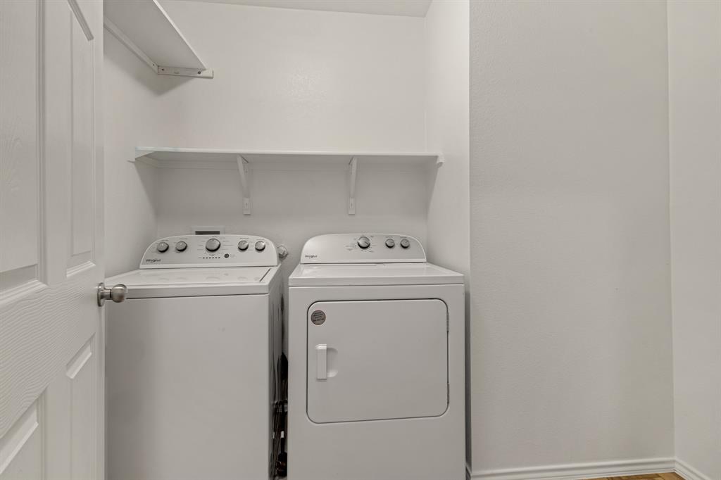 ELIZABETH CREEK - Residential