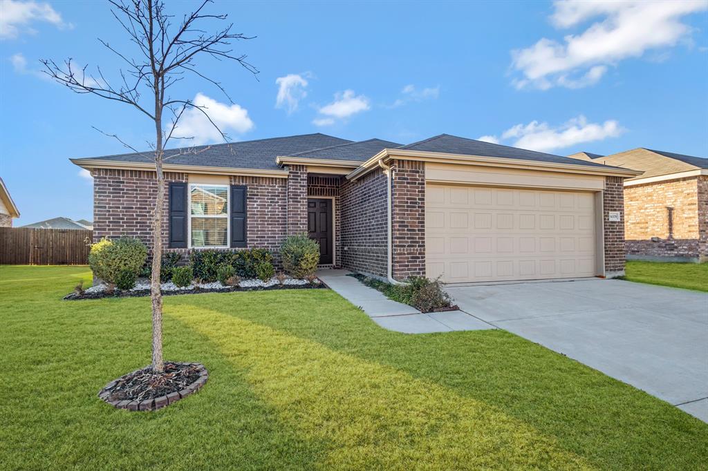 ELIZABETH CREEK - Residential