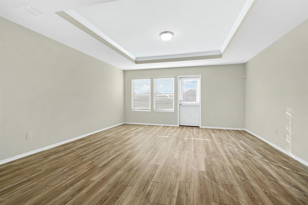 ELIZABETH CREEK - Residential