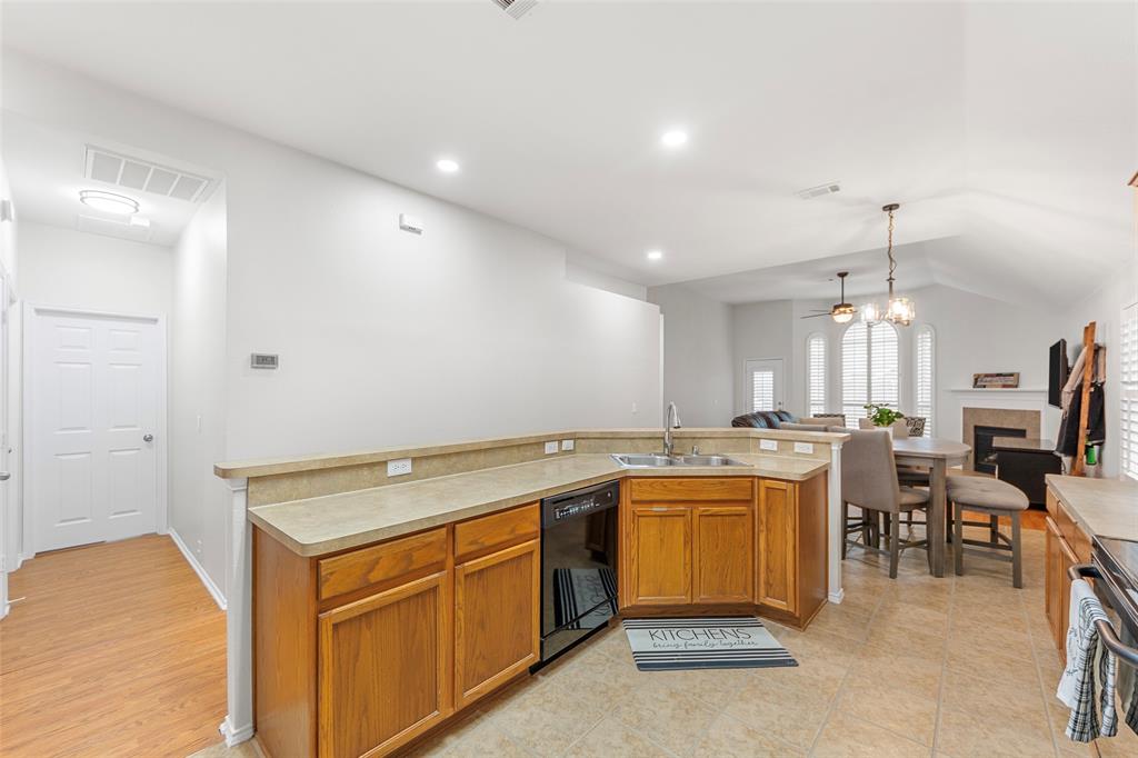 Fountainview Ph Two - Residential