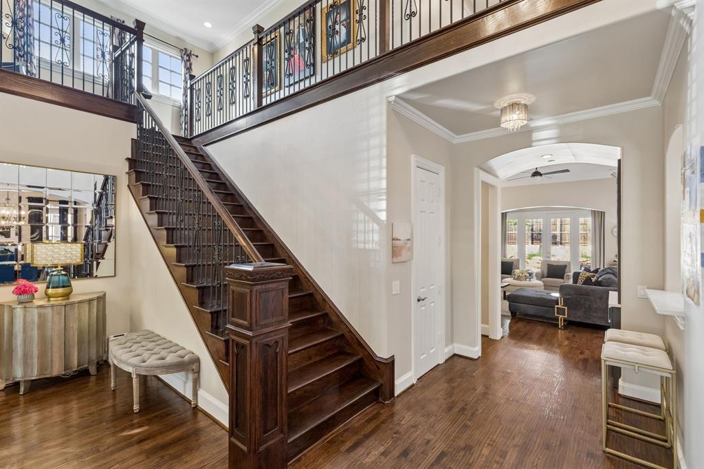 5880 Shady Oaks Drive