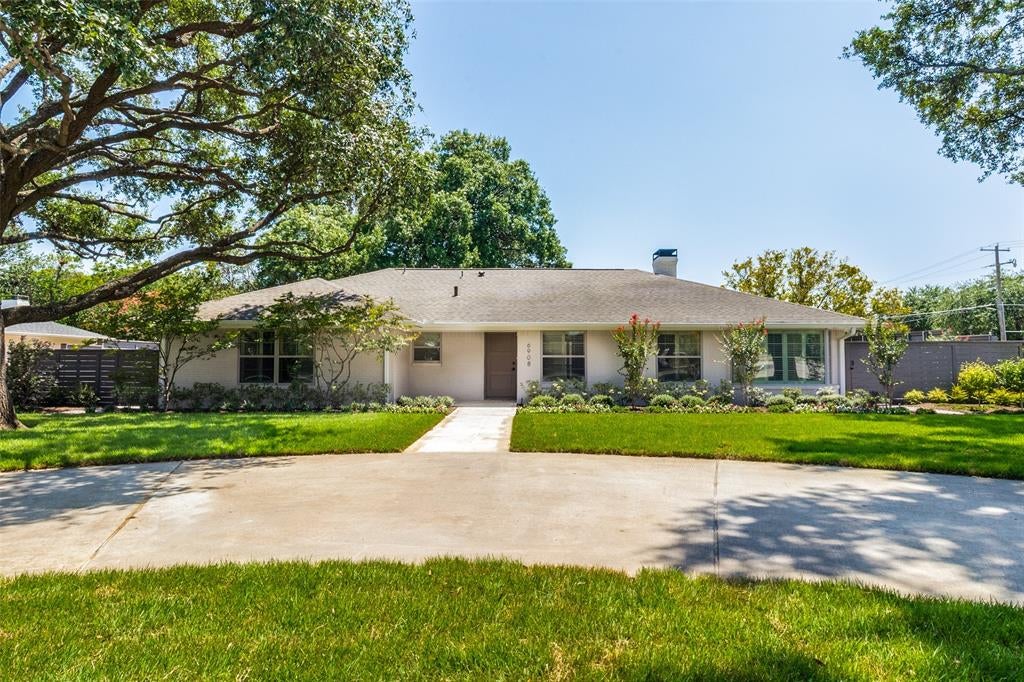 Photo of 6908 Lavendale, Dallas, TX 75230 (MLS # 21409171)