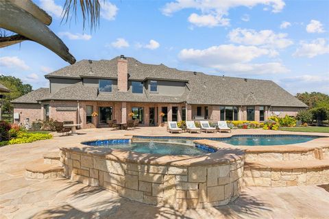 A home in Burleson