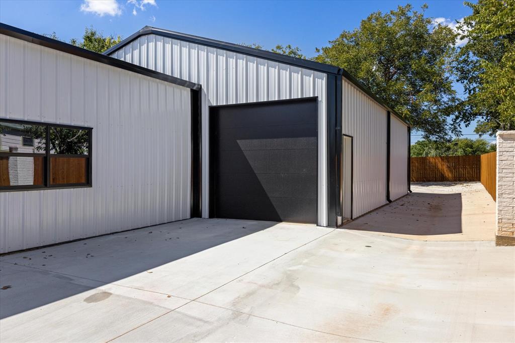 Barton - Commercial Sale