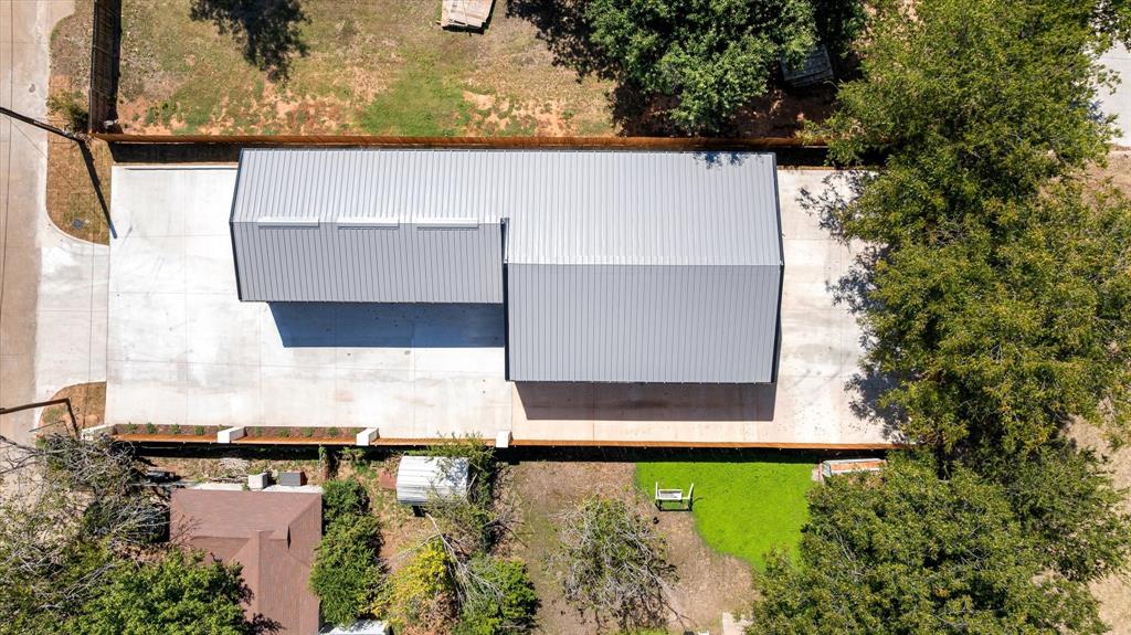 Barton - Commercial Sale