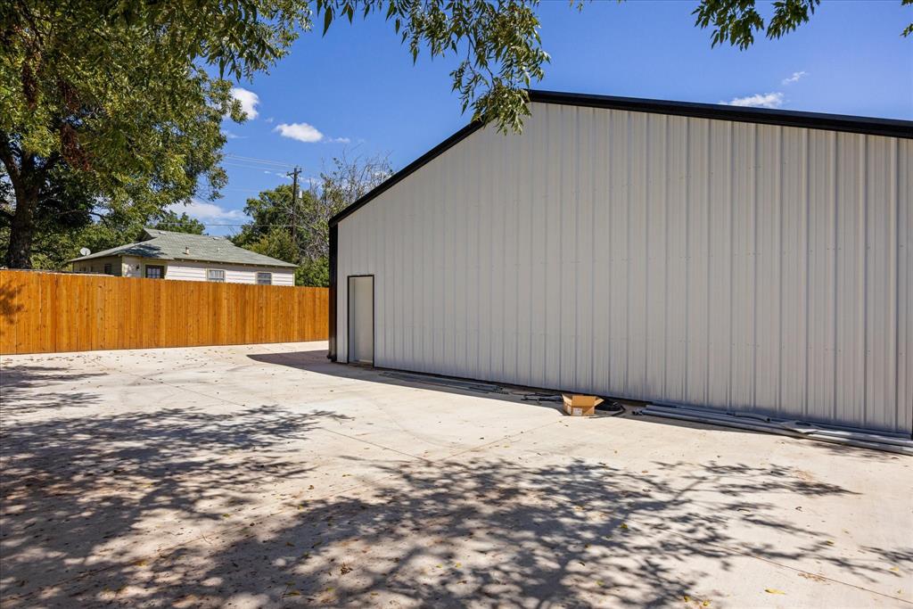 Barton - Commercial Sale