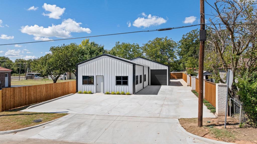 Barton - Commercial Sale