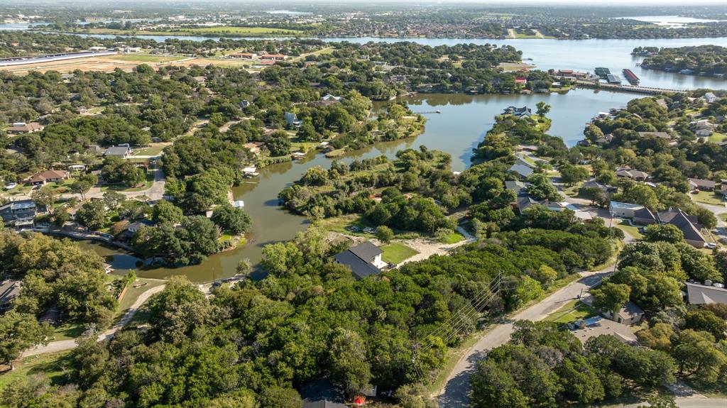 E M Burson Surv A-69 - Land